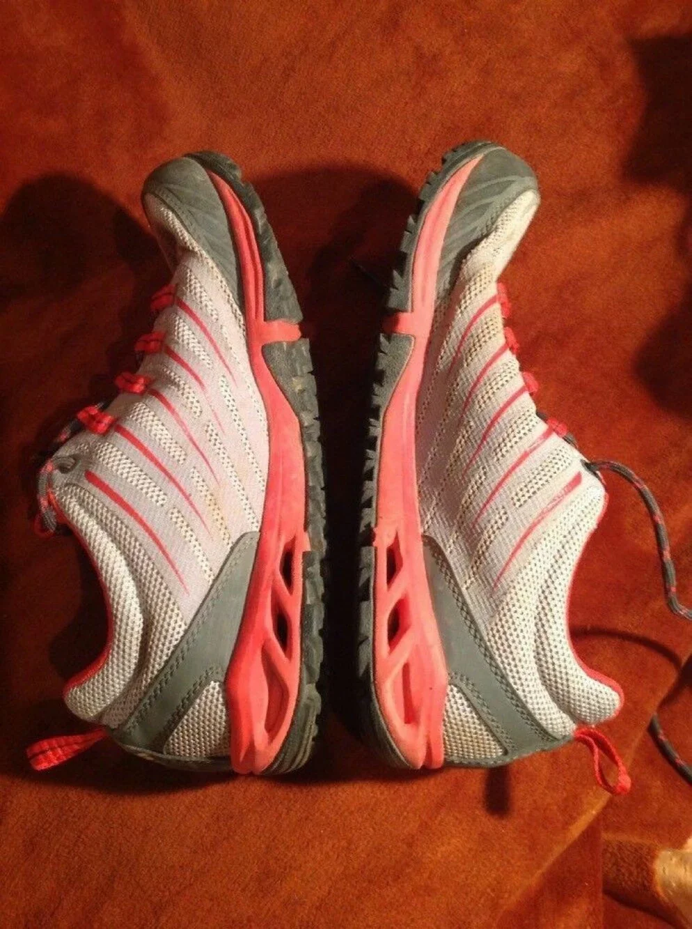 COLUMBIA MEN'S 7.5M TECHLITE BM6020 RED/SILVER/GRAY HIKING SNEAKERS SHOES